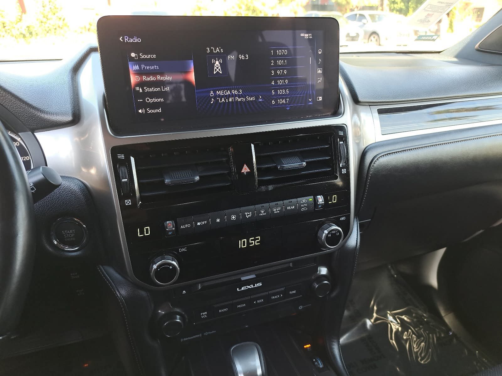 Used 2023 Lexus GX 460 Premium w/ Premium Package AWD/4WD image 20