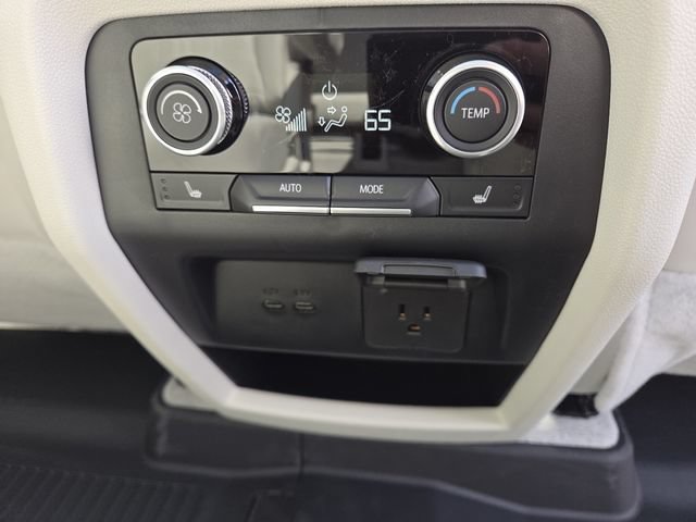 New 2026 Buick Enclave Avenir w/ Super Cruise Package FWD image 18