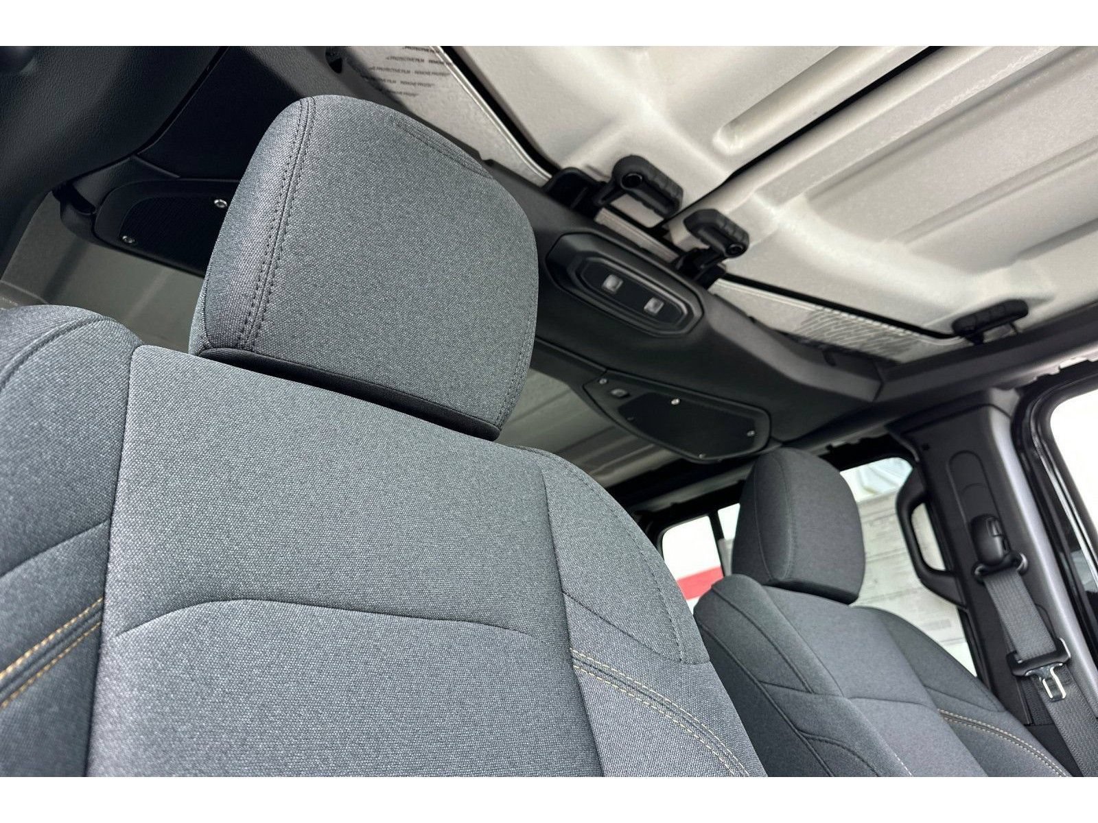 New 2025 Jeep Wrangler Unlimited Sport AWD/4WD image 18