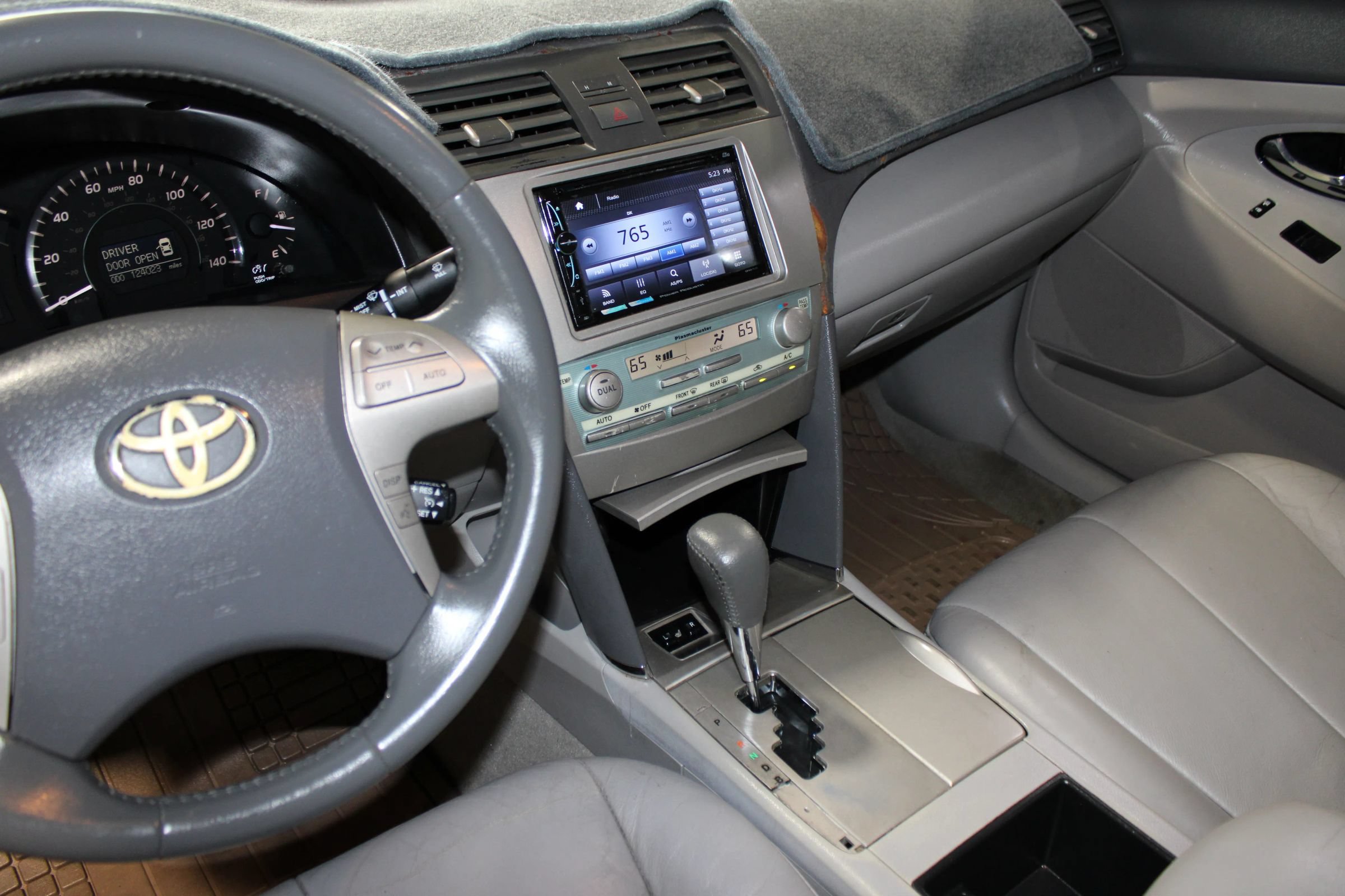 Used 2009 Toyota Camry Hybrid FWD image 16