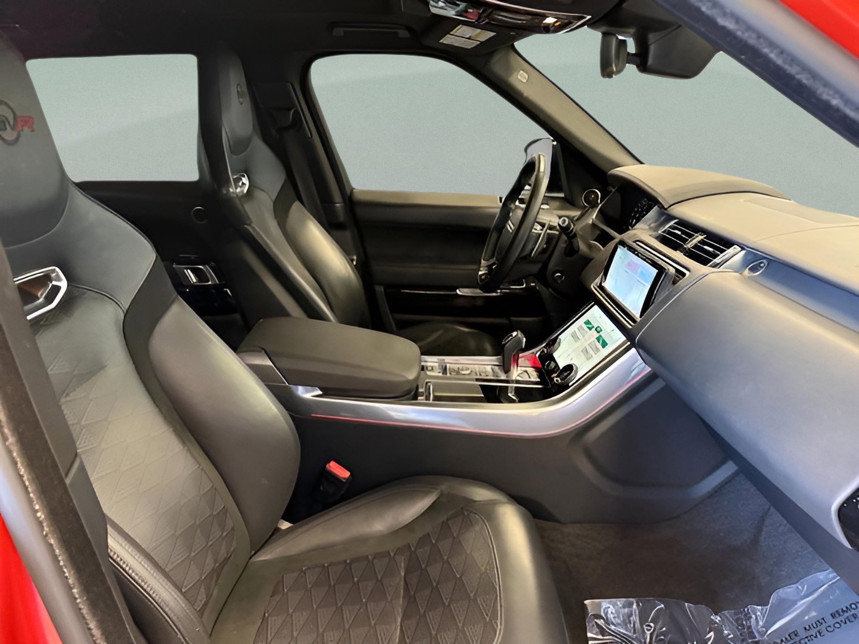 Used 2022 Land Rover Range Rover Sport SVR image 22