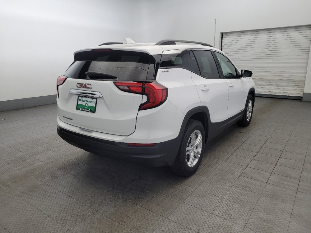 Used 2021 GMC Terrain SLE w/ Driver Convenience Package image 9