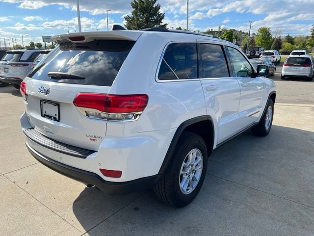 Certified 2019 Jeep Grand Cherokee Laredo AWD/4WD image 5