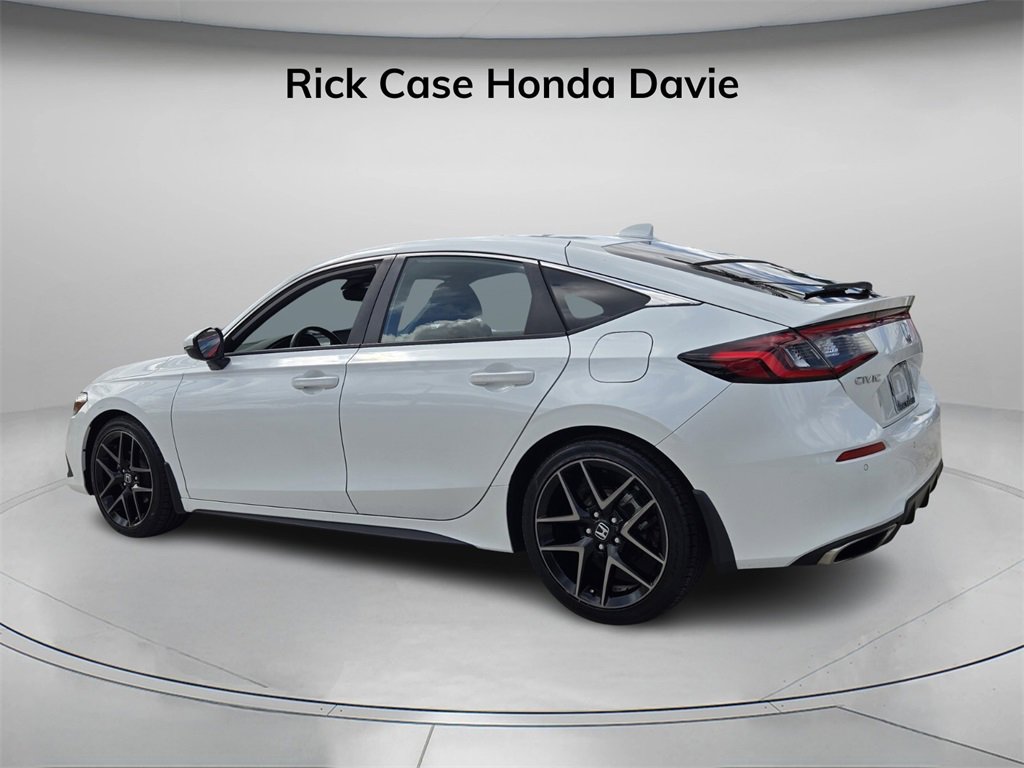 Used 2024 Honda Civic Sport Touring image 7