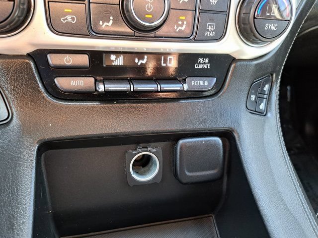 Used 2016 GMC Yukon XL SLT RWD image 16