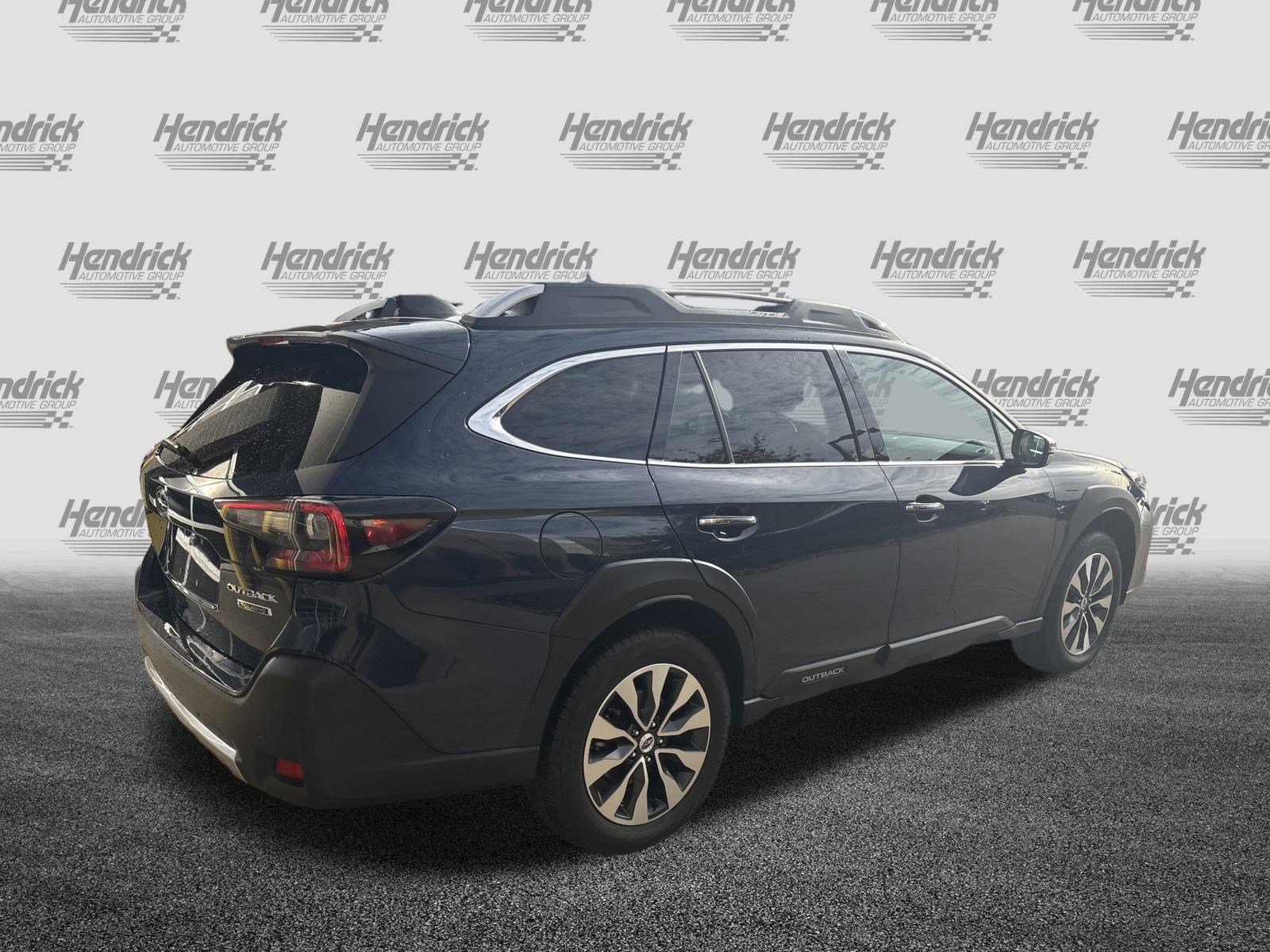 Used 2023 Subaru Outback Touring image 10