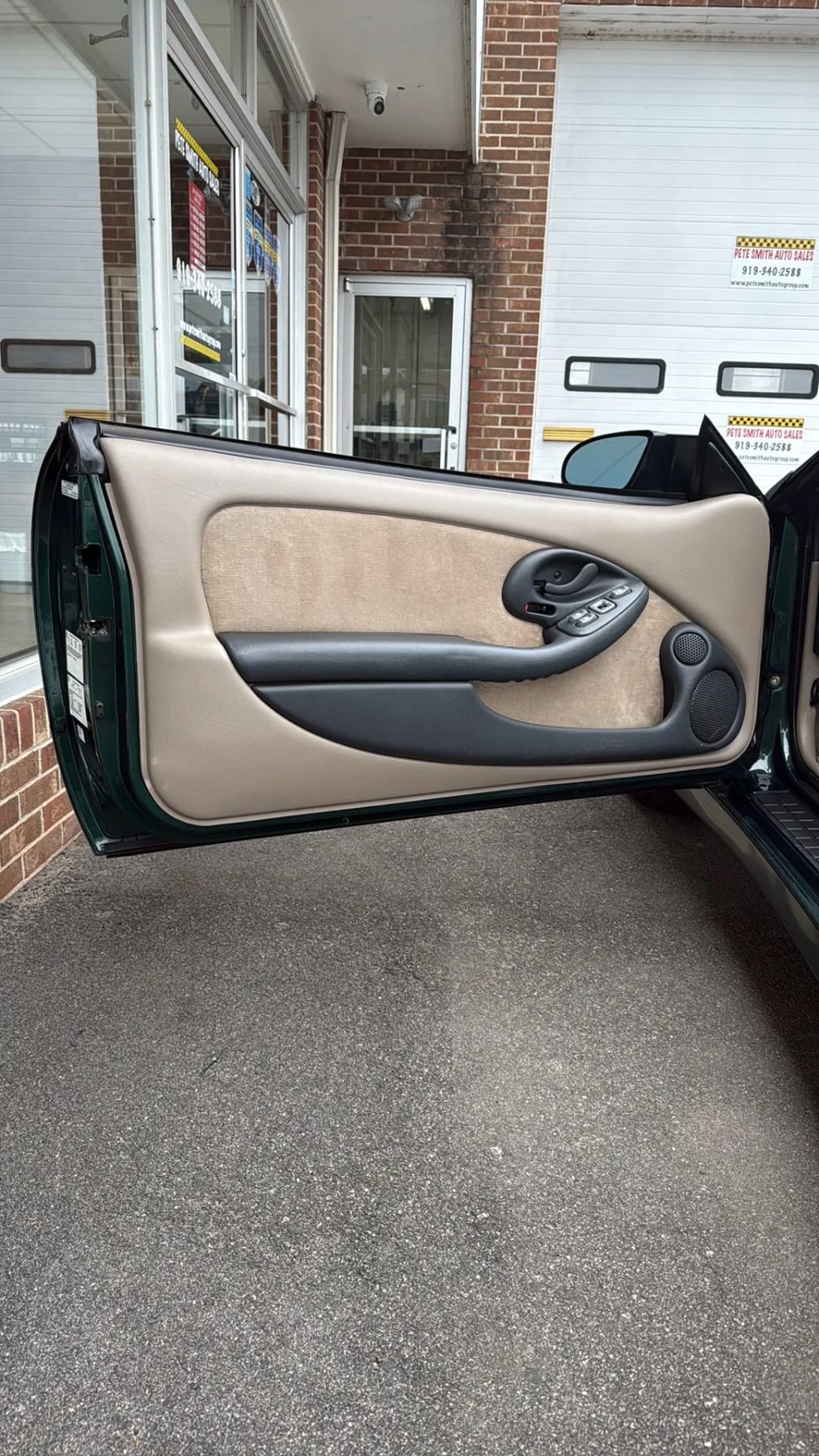 Used 1996 Pontiac Firebird Trans Am RWD image 14