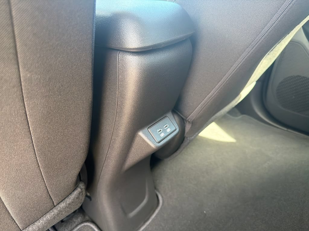 New 2027 Chevrolet Bolt LT w/ Comfort Package FWD image 27