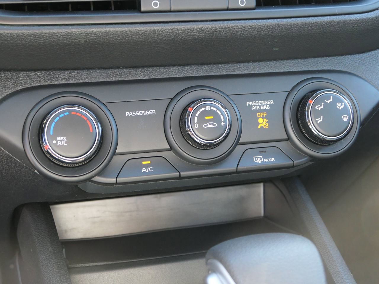 Used 2023 Kia Forte LXS w/ LXS Technology Package image 25