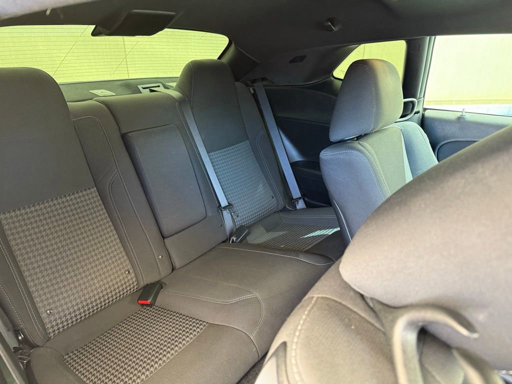 Used 2019 Dodge Challenger SXT w/ Driver Convenience Group RWD image 15