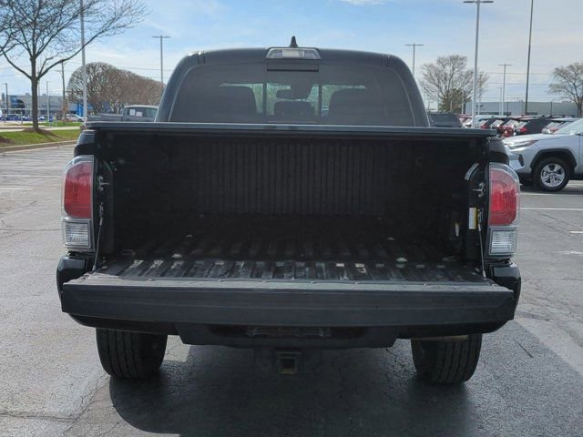 Used 2021 Toyota Tacoma TRD Sport image 16