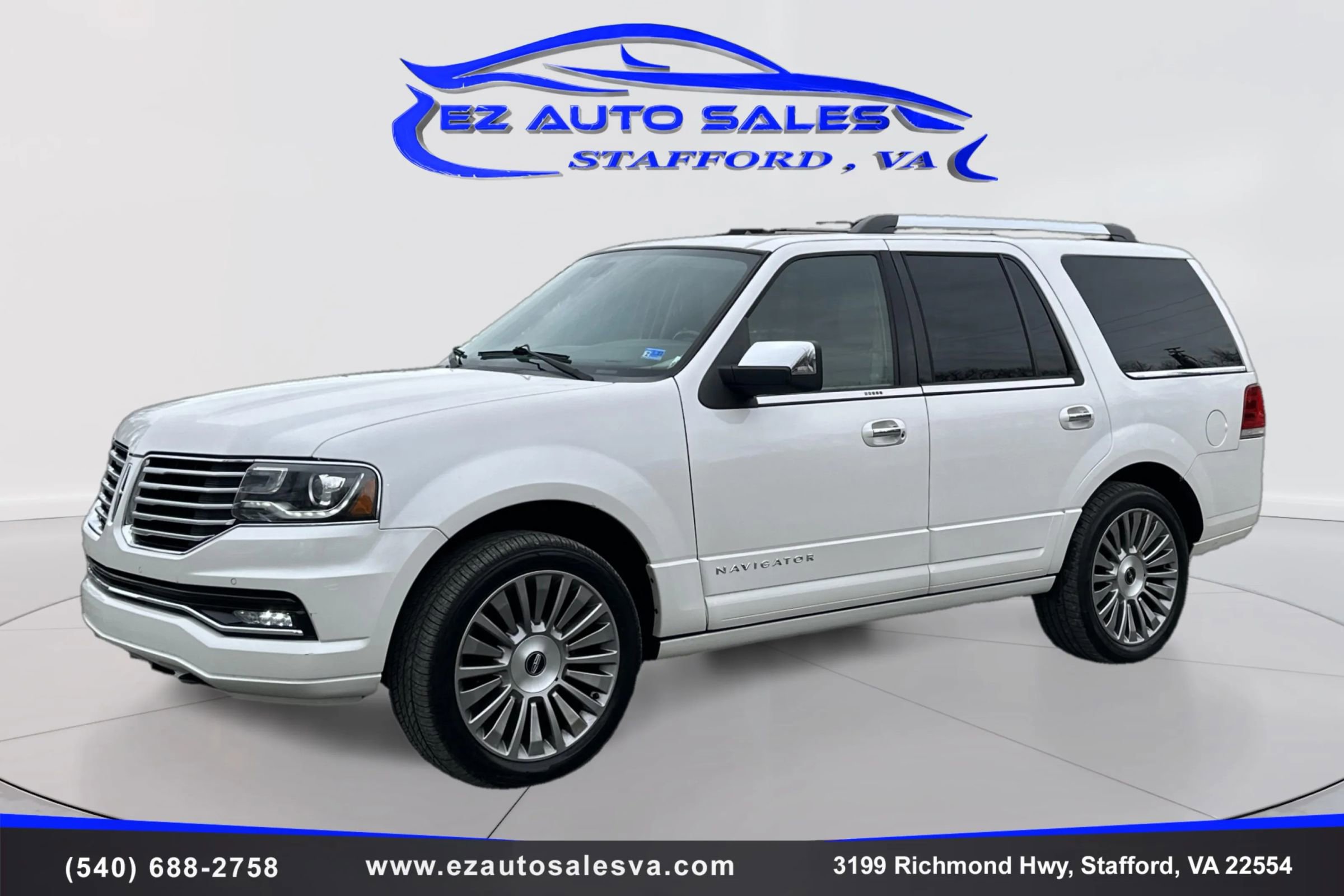 Used 2017 Lincoln Navigator Select image 9