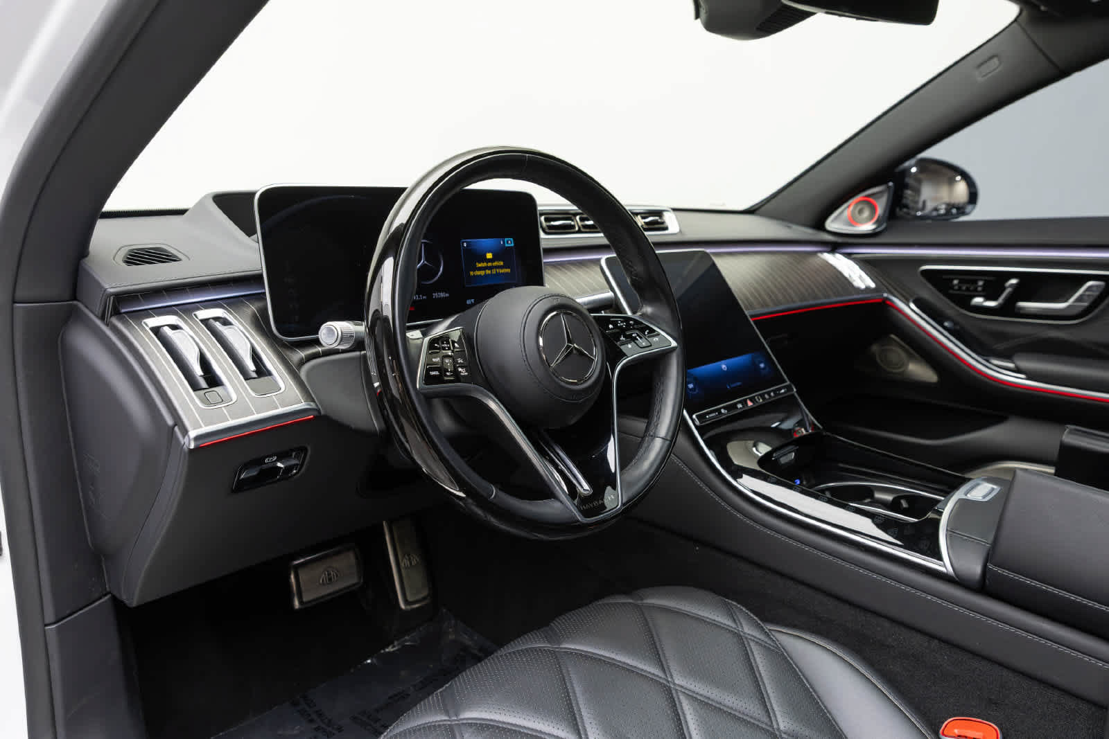 Used 2024 Mercedes-Benz Maybach S 680 4MATIC image 2