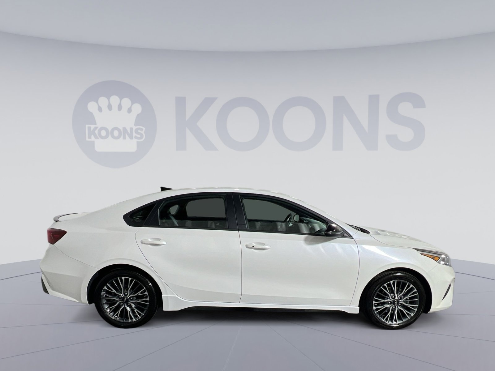 Used 2023 Kia Forte GT-Line image 8