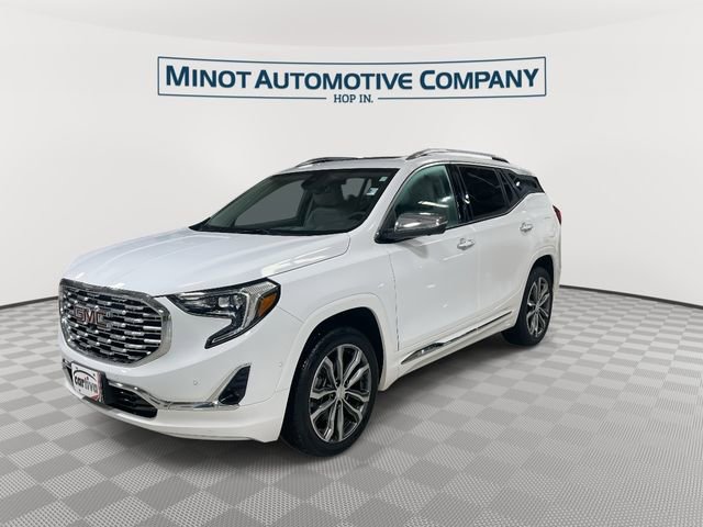 Used 2019 GMC Terrain Denali w/ Advanced Safety Package image 4