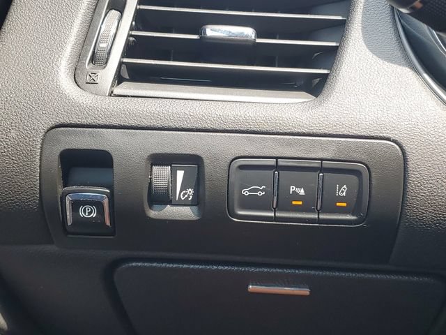 Certified 2014 Chevrolet Impala LT FWD image 18