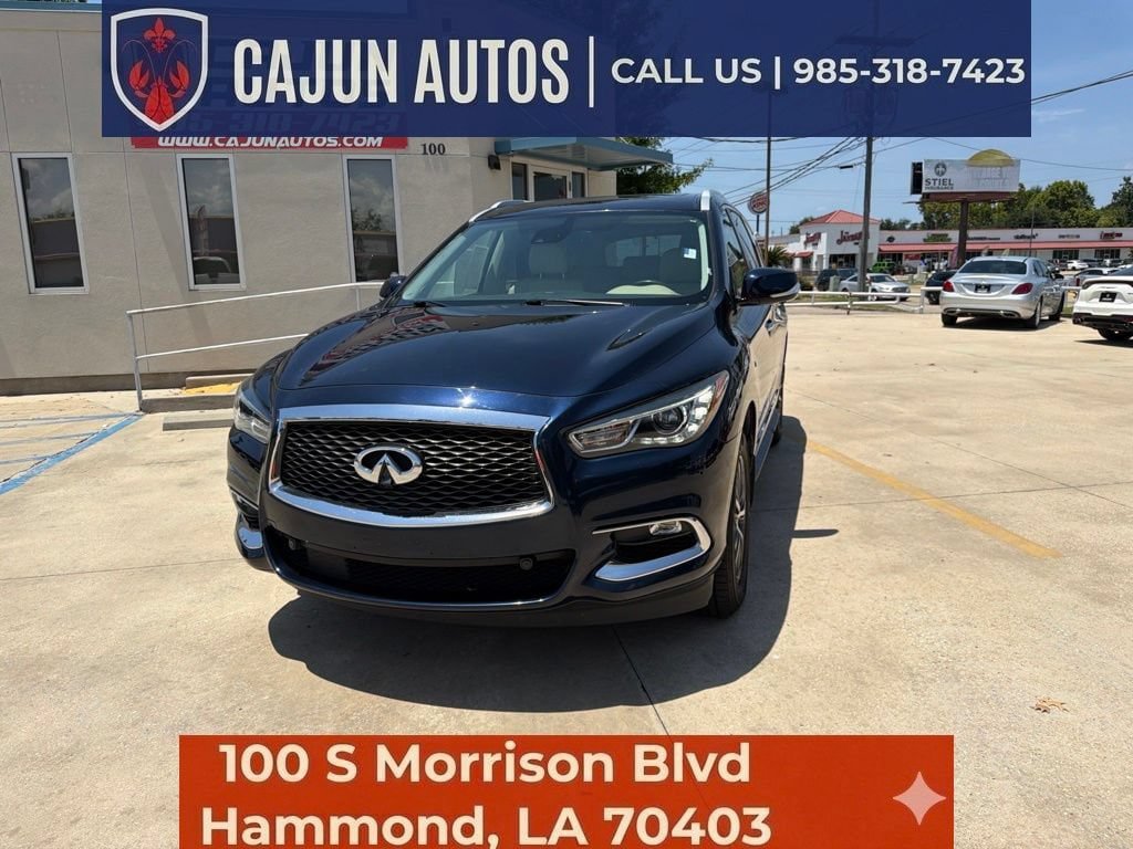 Used 2019 INFINITI QX60 Luxe w/ Essential Package AWD/4WD image 3