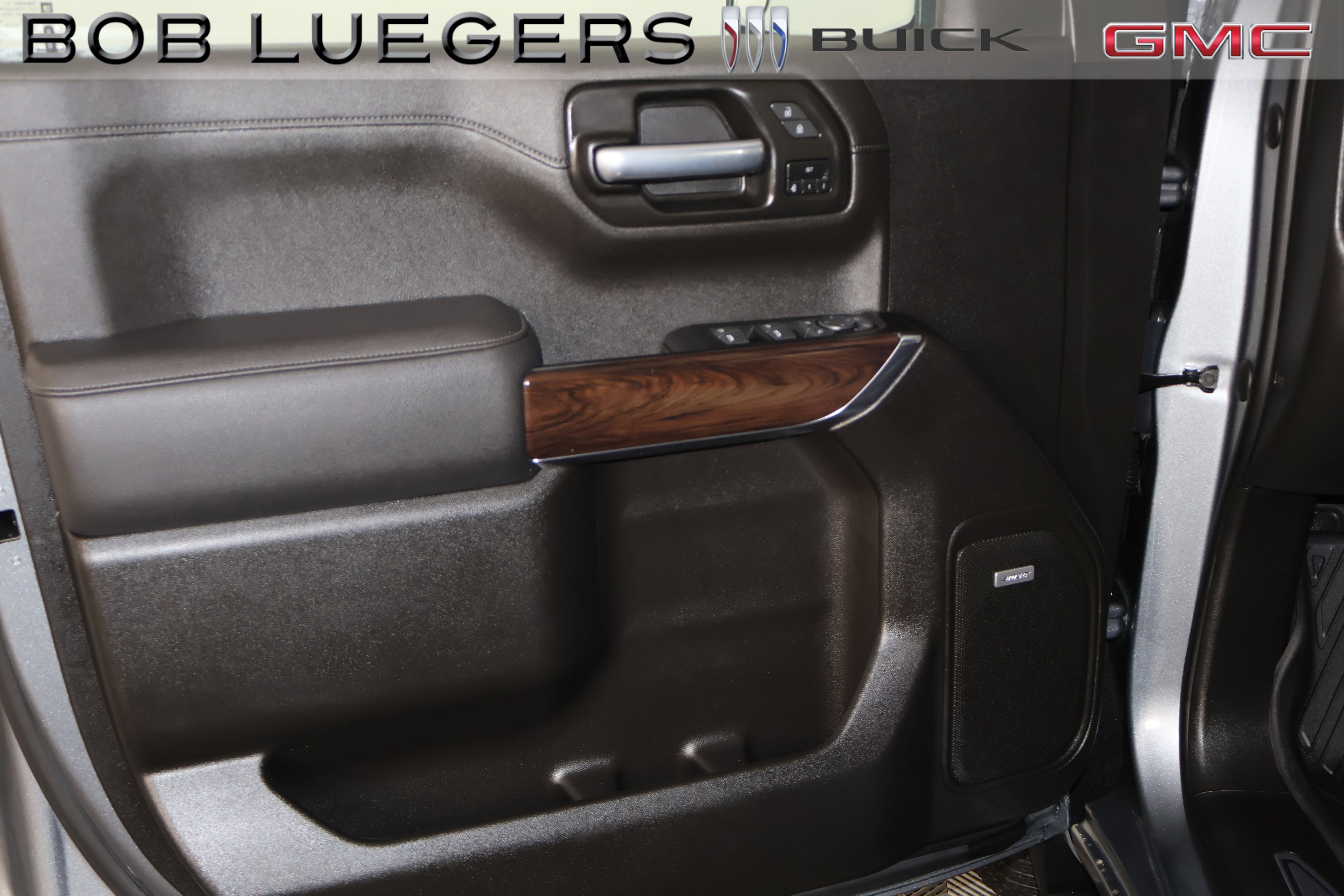 Certified 2022 GMC Sierra 1500 SLT w/ SLT Premium Plus Package image 11