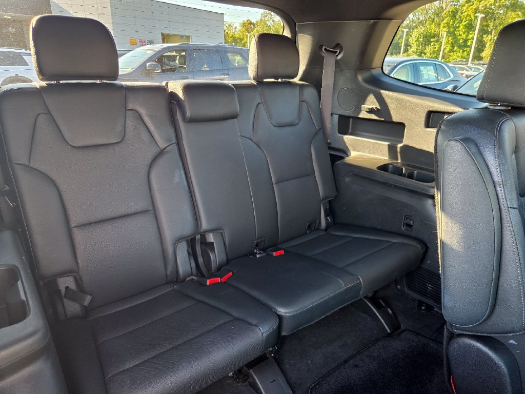 Used 2024 Kia Telluride EX X-Line AWD/4WD image 32