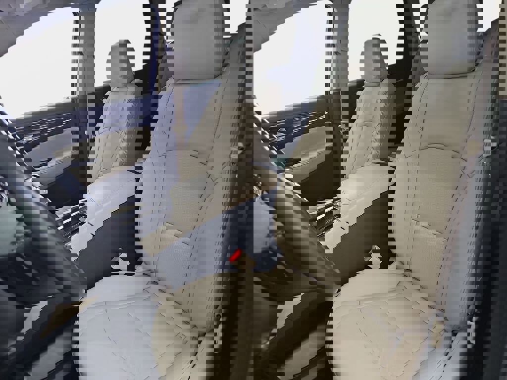 Used 2018 Buick Enclave Premium w/ Experience Buick Package image 18