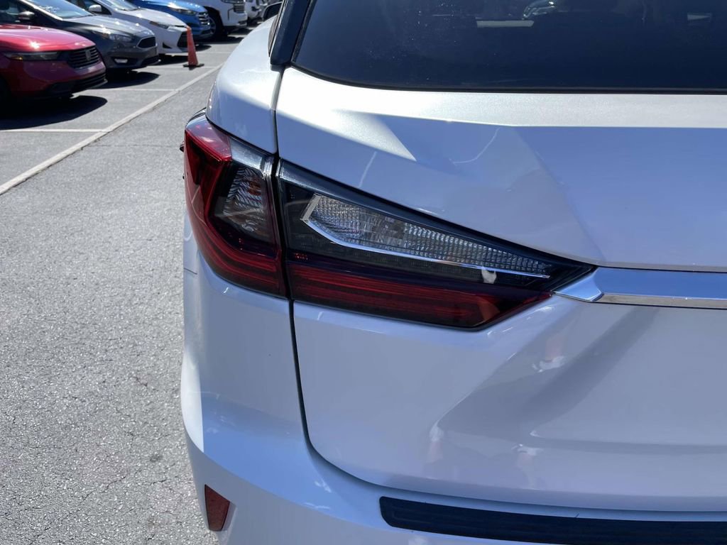 Used 2019 Lexus RX 350 FWD w/ Premium Package image 18