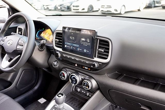 New 2026 Hyundai Venue SEL FWD image 12