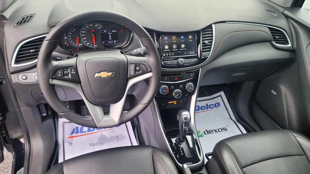 Used 2020 Chevrolet Trax Premier w/ LPO, Cargo Package image 25