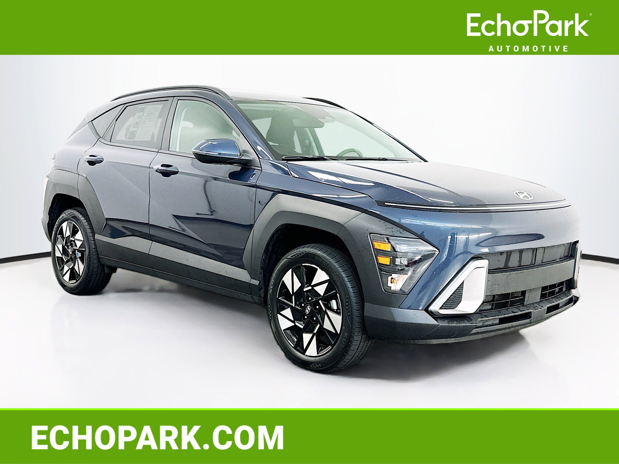 Used 2025 Hyundai Kona SEL image 1