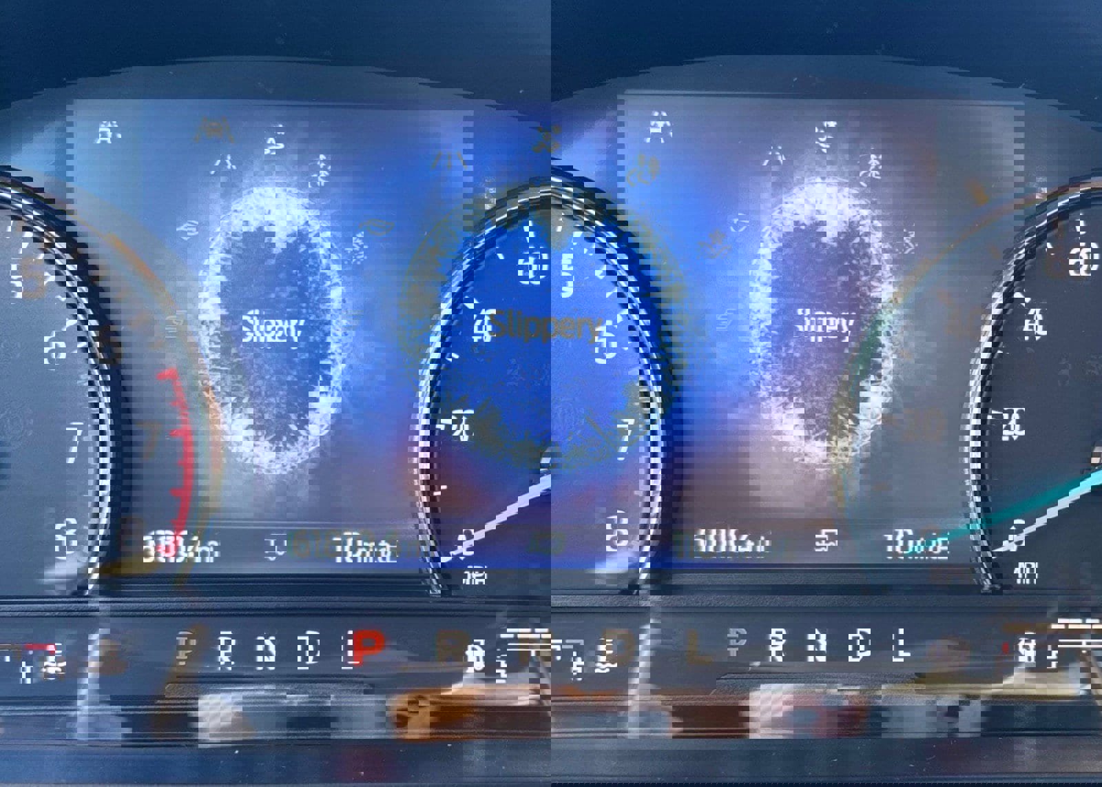 Certified 2021 Ford Explorer XLT w/ Equipment Group 202A image 47