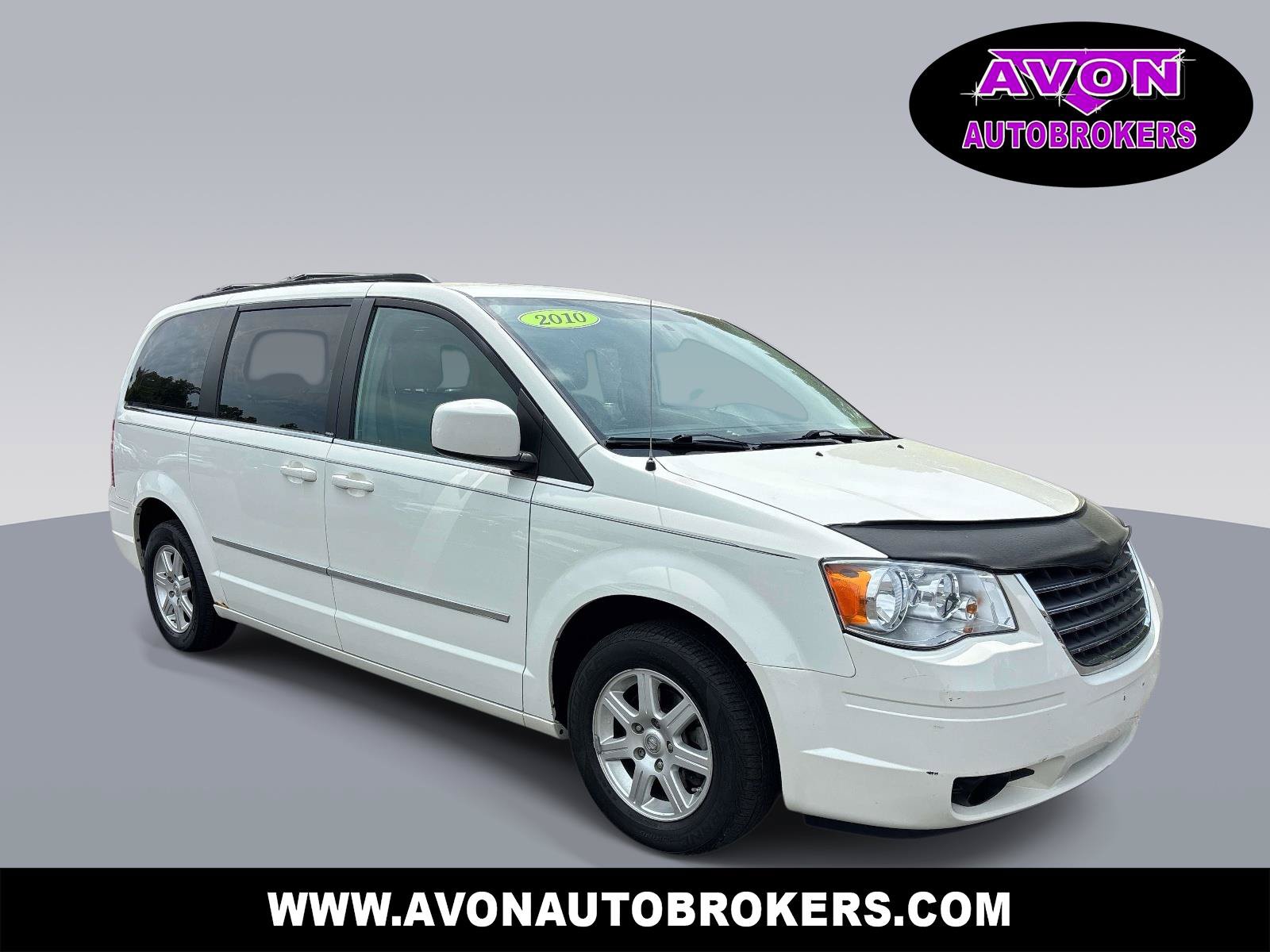 Used 2010 Chrysler Town & Country Touring Plus FWD image 1