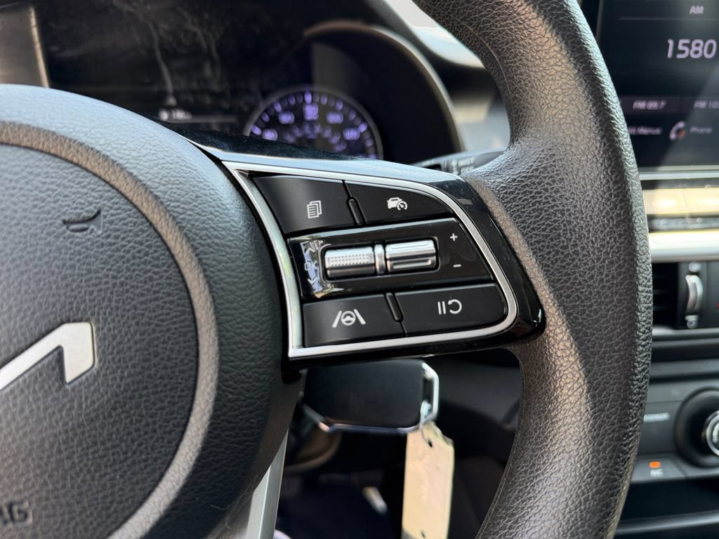 Used 2023 Kia Forte LXS FWD image 19