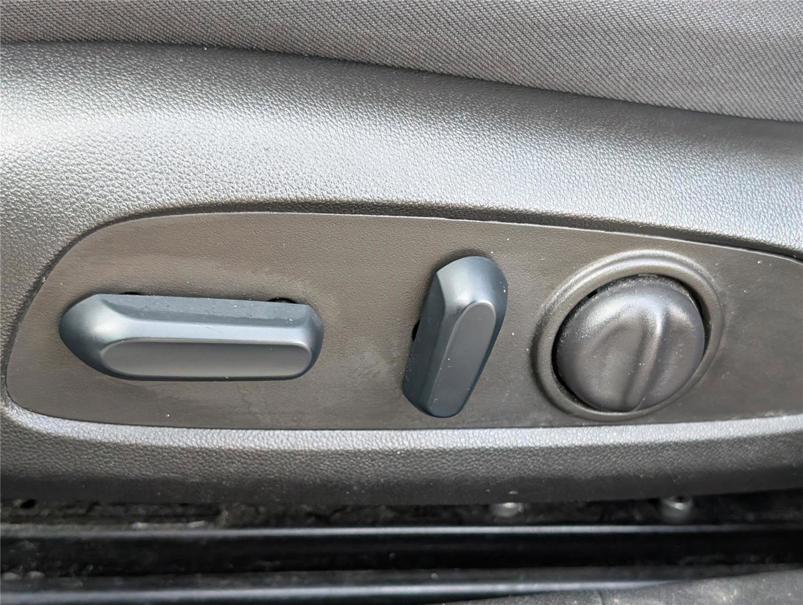 Used 2022 Chevrolet Malibu LT image 20