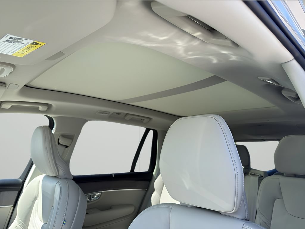 New 2026 Volvo XC90 T8 Ultra w/ Protection Package Premier AWD/4WD image 12