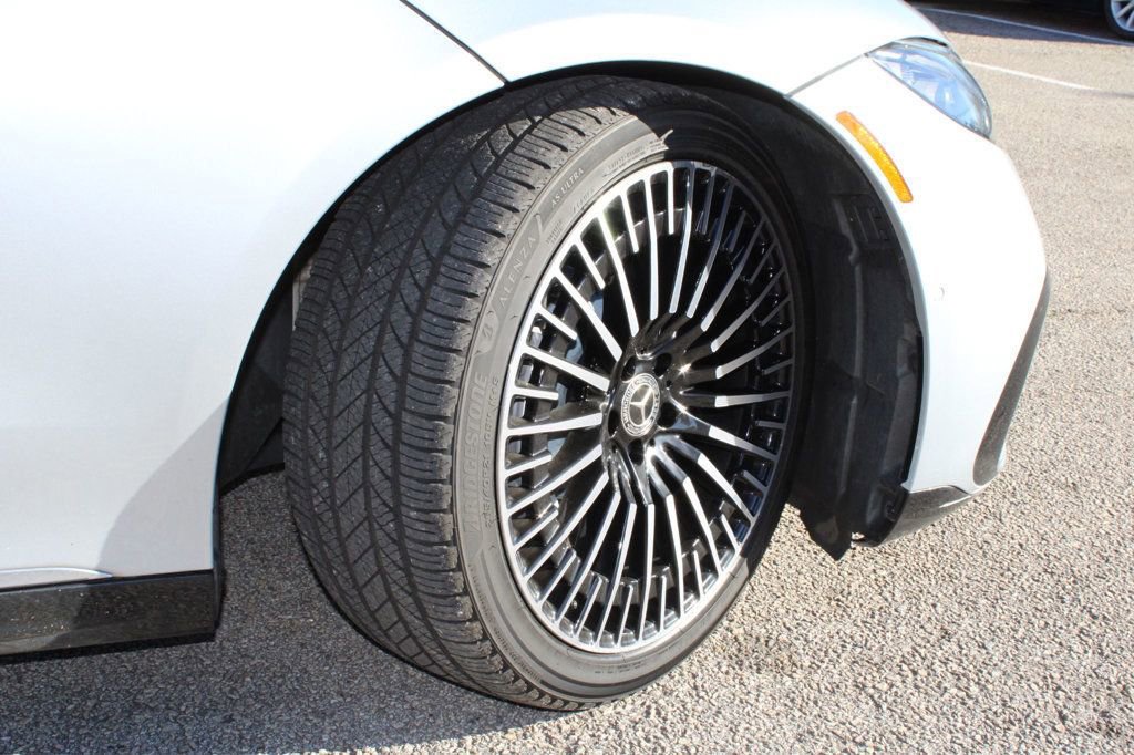 Used 2022 Mercedes-Benz EQS 450+ Sedan image 29