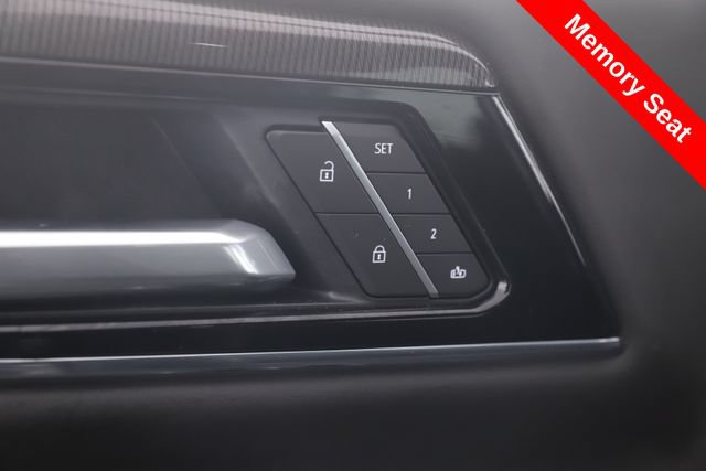 Used 2025 GMC Yukon XL Elevation w/ LPO, Floor Liner Package AWD/4WD image 19