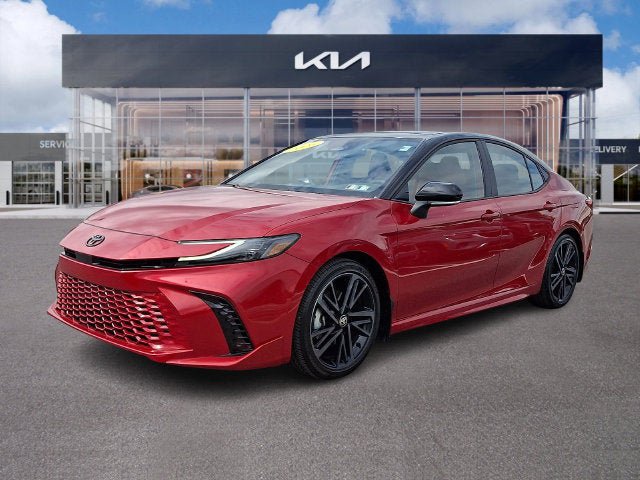 Used 2026 Toyota Camry XSE FWD image 3