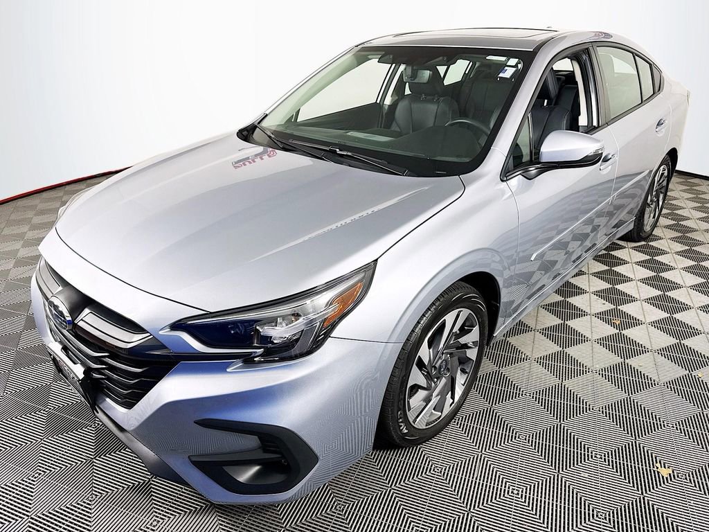 Used 2023 Subaru Legacy Limited AWD/4WD image 3