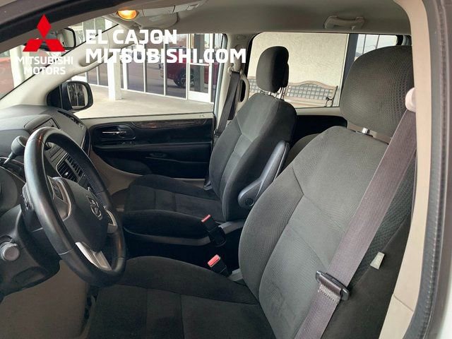 Used 2015 Dodge Grand Caravan American Value Package w/ UConnect Hands-Free Group image 9