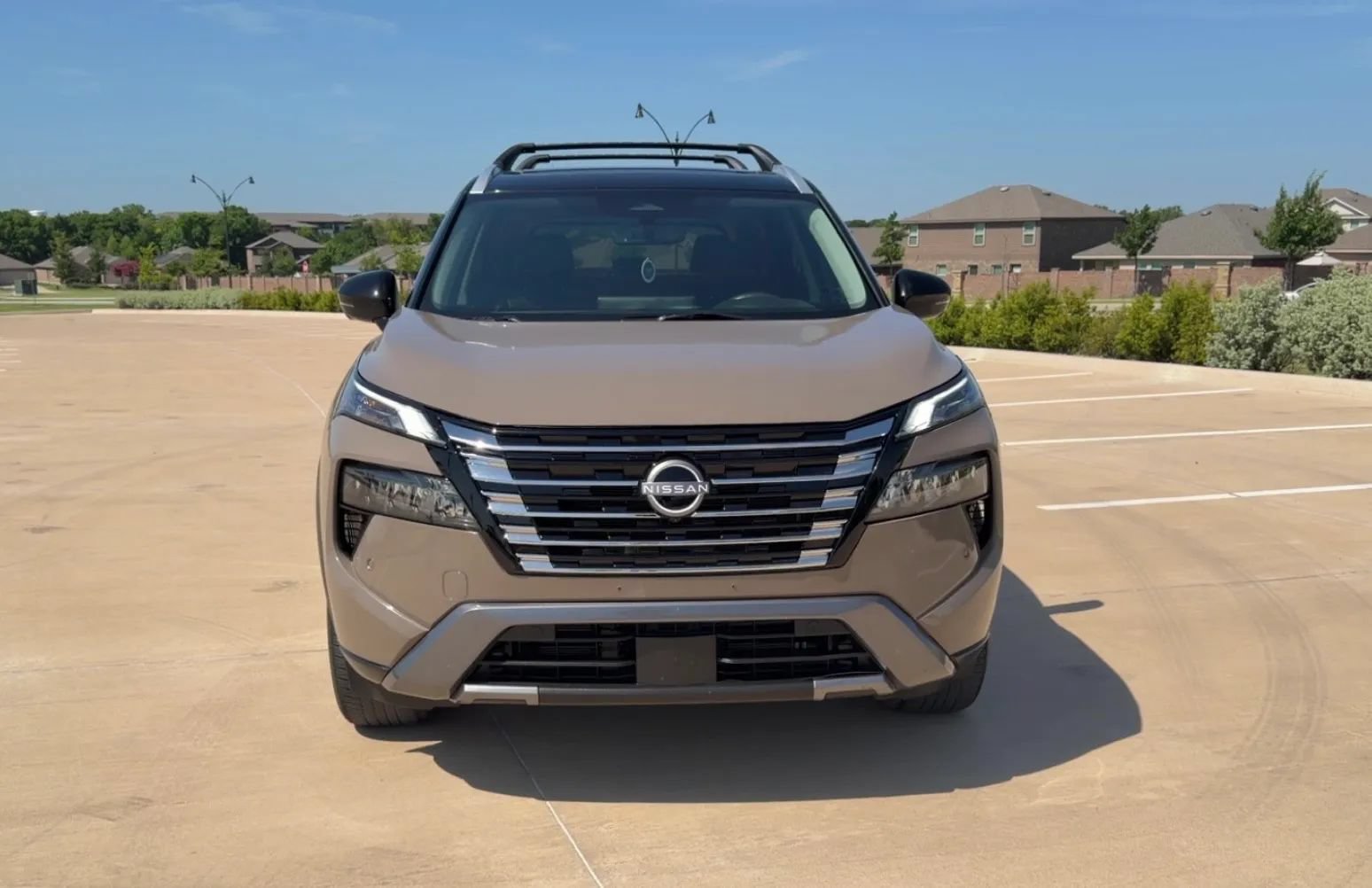 Used 2024 Nissan Rogue SL w/ SL Premium Package AWD/4WD image 2