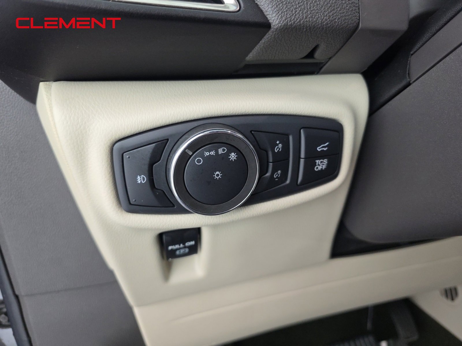 Used 2020 Lincoln Nautilus Reserve image 9