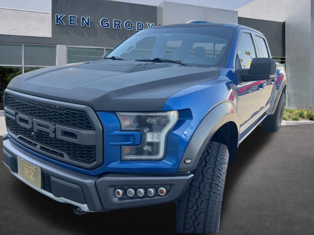 Used 2018 Ford F150 Raptor w/ Equipment Group 802A Luxury AWD/4WD image 3