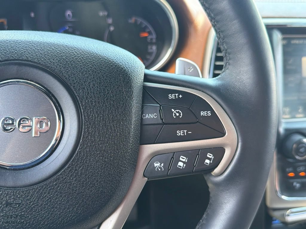 Used 2017 Jeep Grand Cherokee Summit AWD/4WD image 6