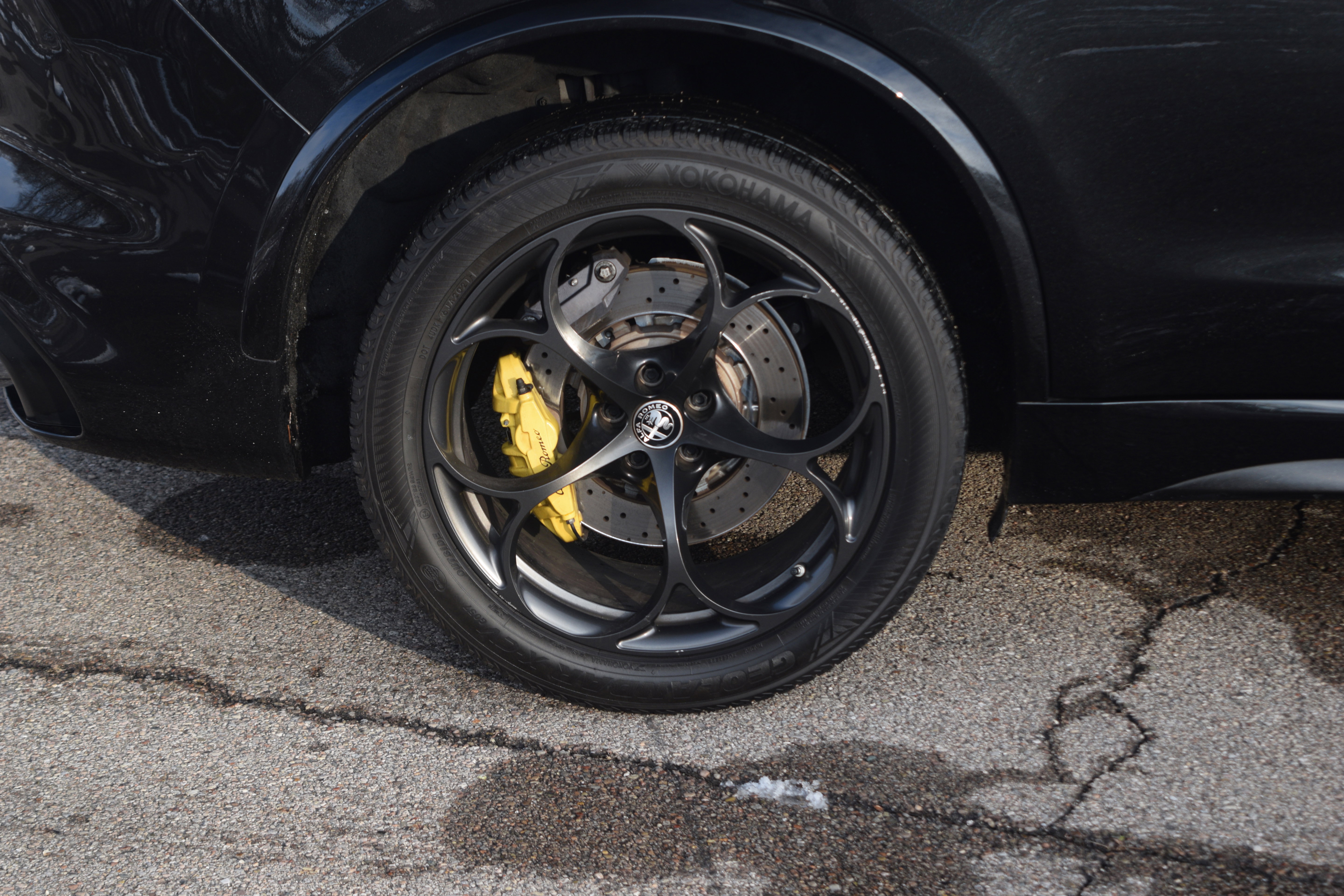 Used 2019 Alfa Romeo Stelvio Quadrifoglio w/ Driver Assist Dynamic Package image 26