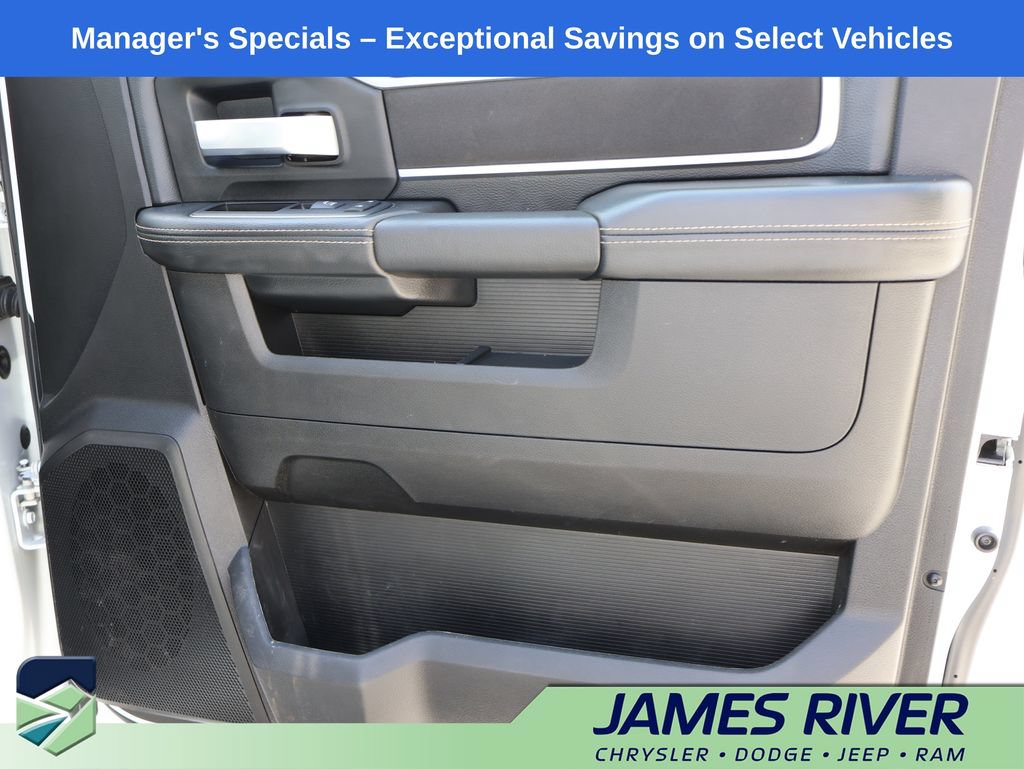 Used 2024 RAM 3500 Big Horn AWD/4WD image 8