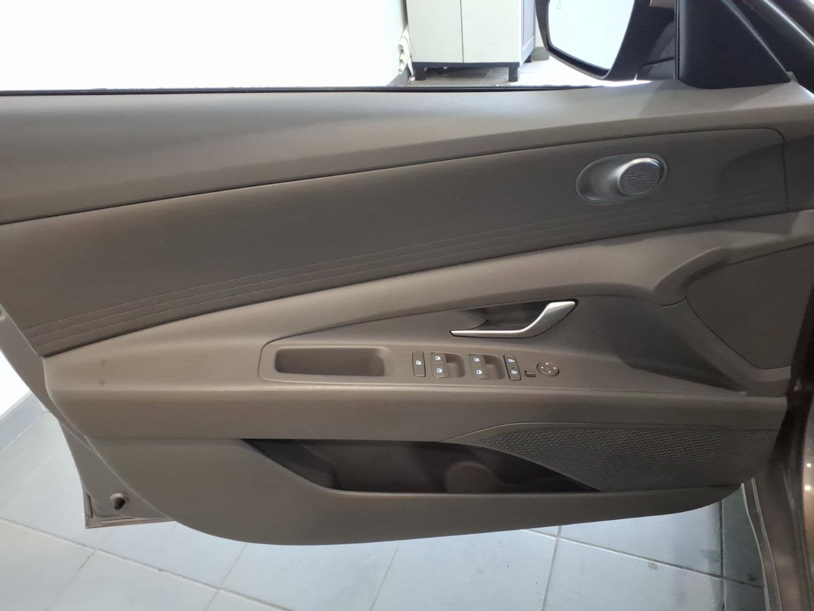 Certified 2023 Hyundai Elantra SEL image 13