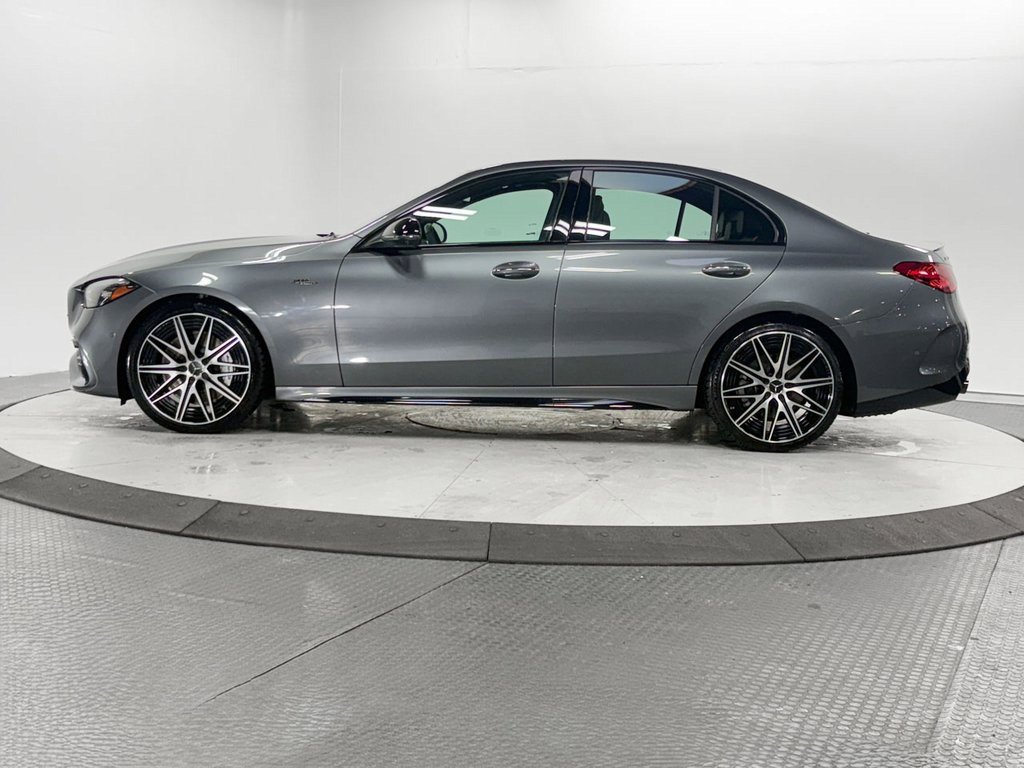 Used 2025 Mercedes-Benz C 43 AMG 4MATIC Sedan image 4