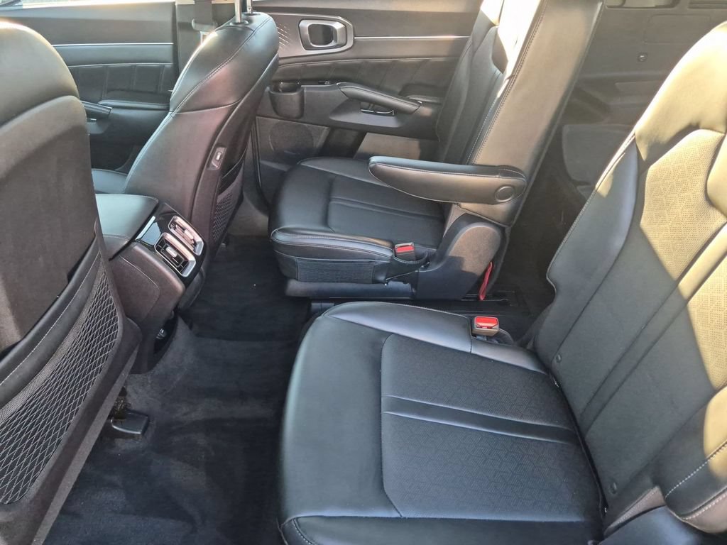 Used 2021 Kia Sorento SX AWD/4WD image 31