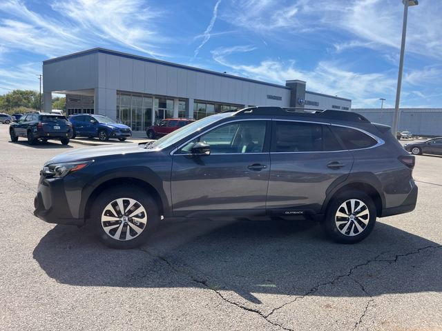 New 2025 Subaru Outback Premium image 4