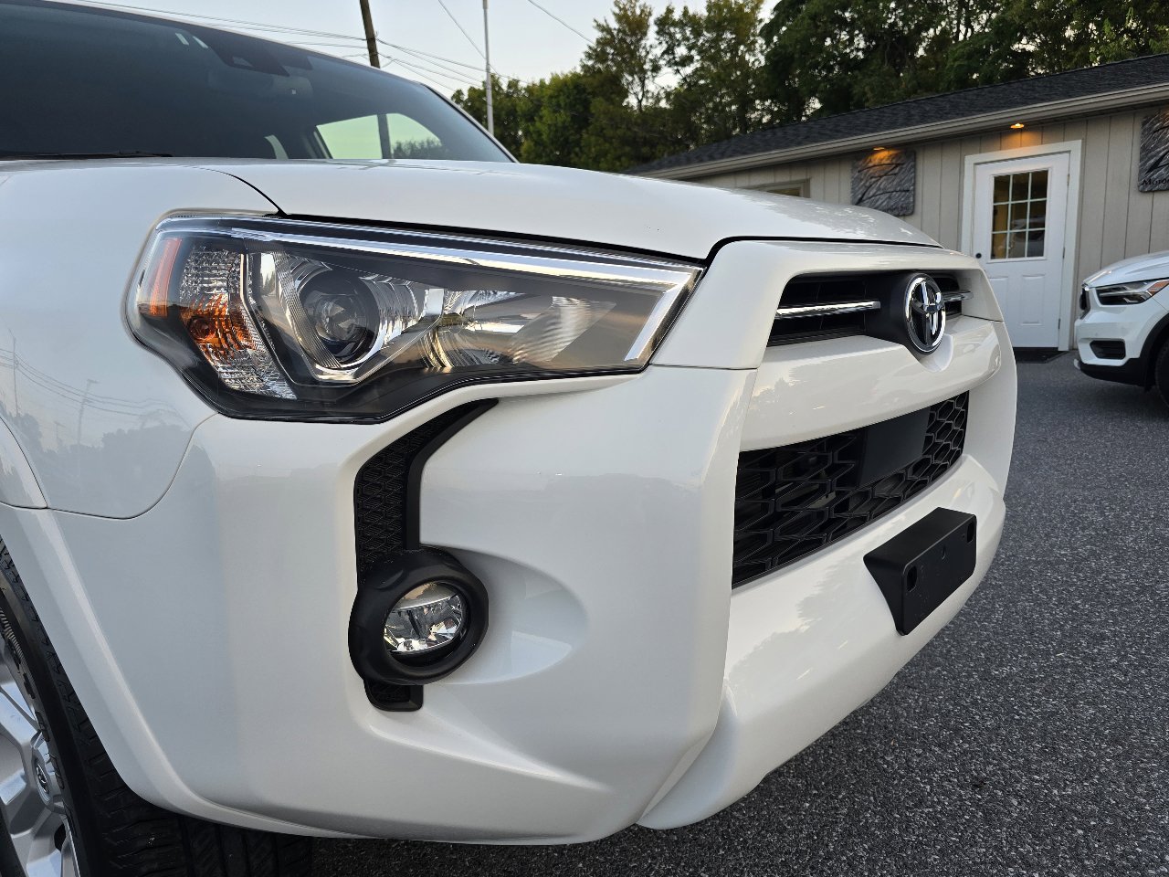 Used 2024 Toyota 4Runner SR5 Premium image 10