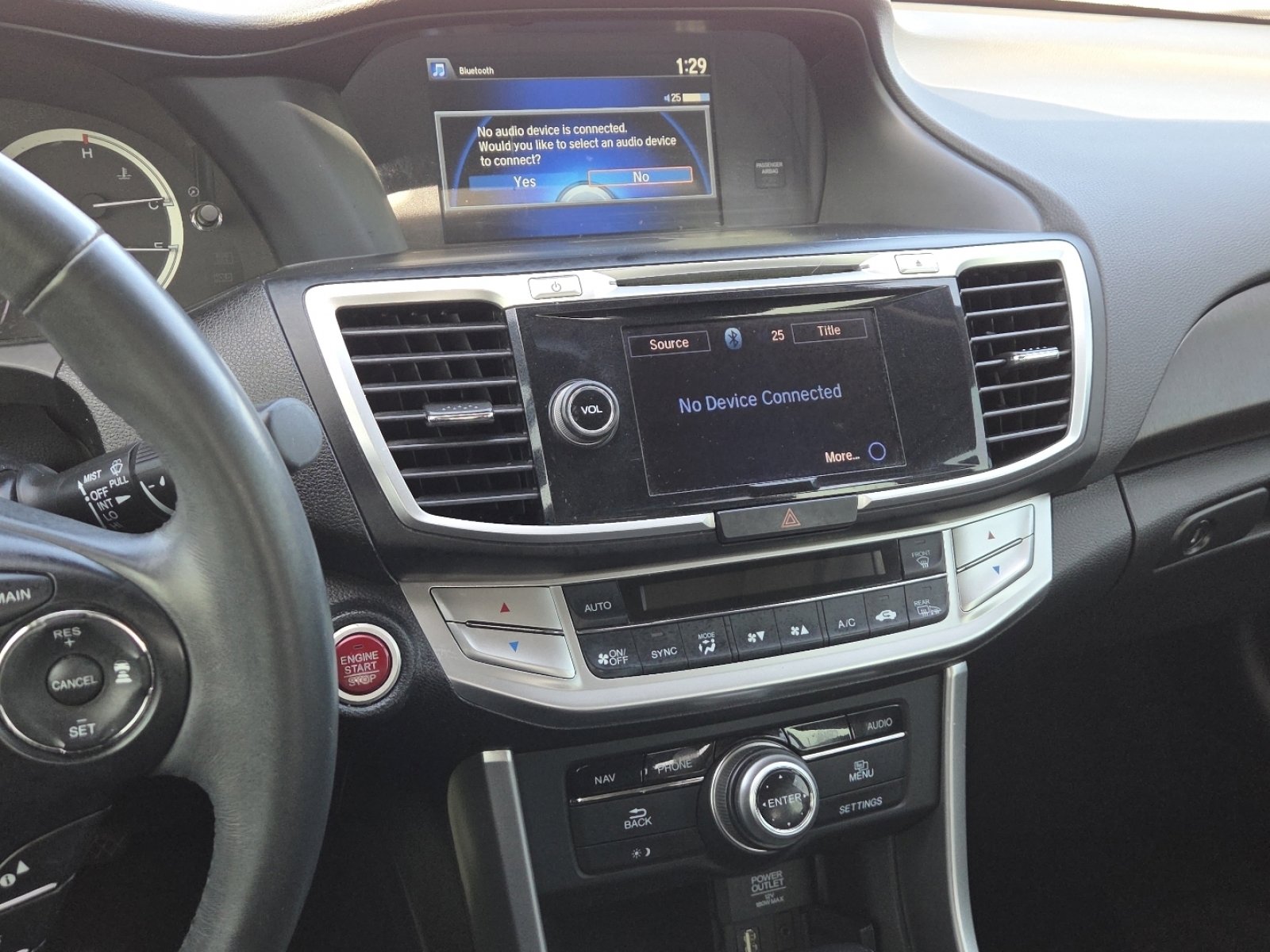 Used 2015 Honda Accord Touring image 28